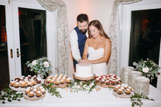 Honey Bee Pastries - 38