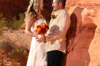 Scenic Las Vegas Weddings and Photography - 30