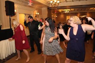 The Dancing DJ - Gil Keough - 22