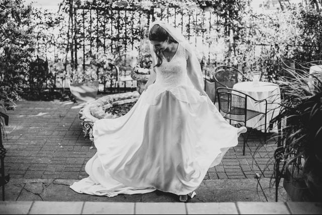 Laura's Couture & Alterations - 4
