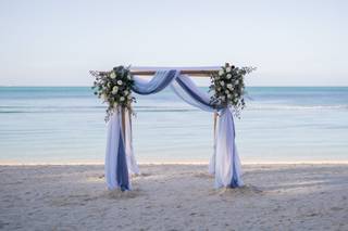 Bahamas Wedding Planner - 32