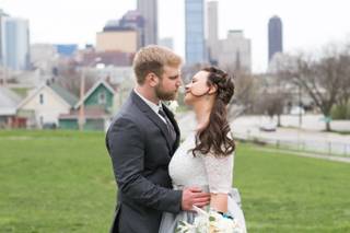 Julie's Flowers of Geist LLC - 9