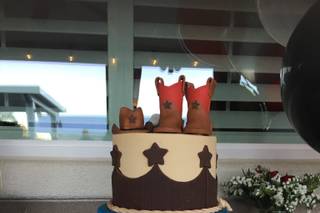 Mare's Custom Cakes - 11