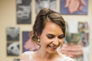 Kasey Yvonne Hair & Makeup - 25