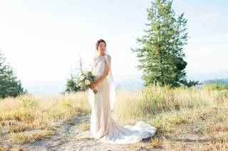 Lavender & Sage Floral Design Studio - 13