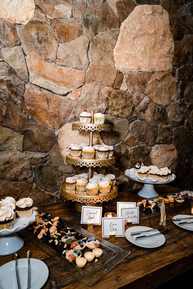 Almond Creek Cakery - 2
