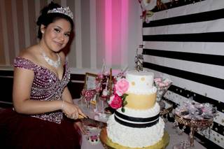 Royal Hair Designs - 32