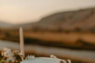 Two Hands Floral - 8