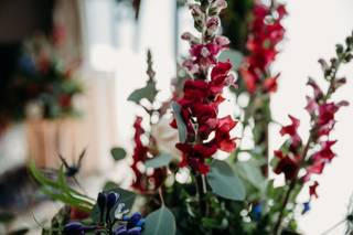 Moles Flower and Gift Shop - 17