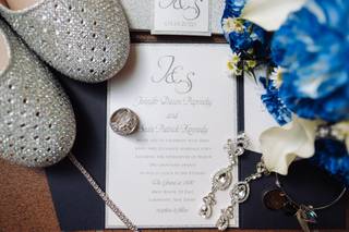 The Busy Brides Helper - 1