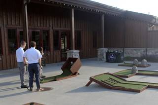 Parr's Mobile Mini Golf - 8