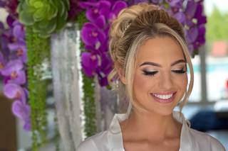 Bombshell Makeovers - 31