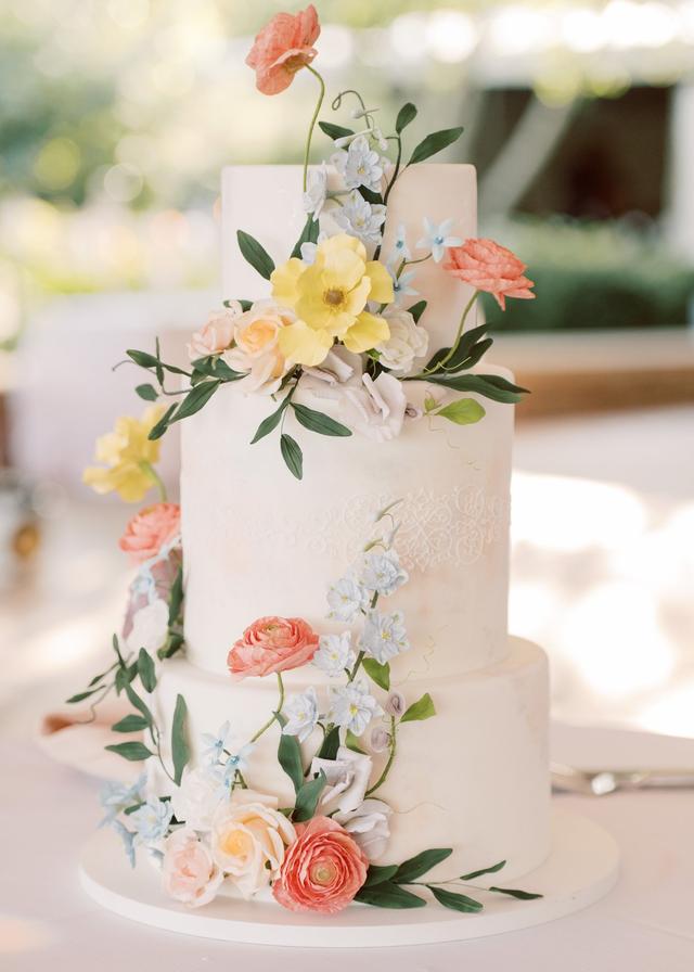 Flourish Cake Design - 4
