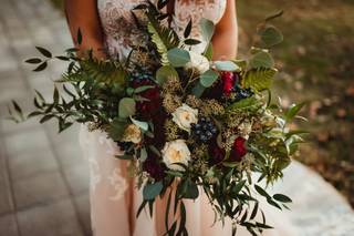 Roni's Roses Floral Design, LLC - 30