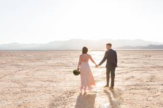 Glitter Lens Photography & Photo Booths - 17