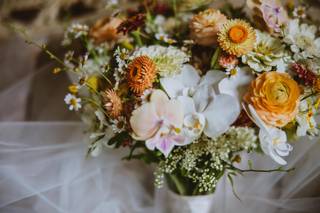 Busy B's Floral - 78