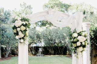 A Courtyard Florist - 10