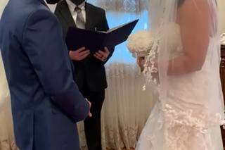 Rev Hen - Wedding Officiant - 10
