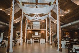 Whispering Oaks Wedding Venue - 6