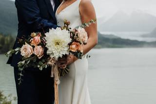 Frenchie's Floral Studio - 24