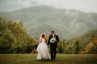 Angela Lynn Photos - 9