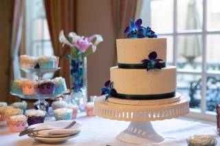 Incredible Edibles Bakery - 91