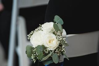 The Harwinton Florist llc - 41
