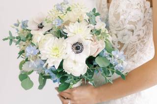 Gray's Florist & Garden Center - 42