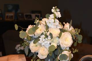 Southern Style Floral Design - 58