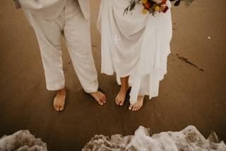 La Boutique Photography & Makeup Artistry - 15