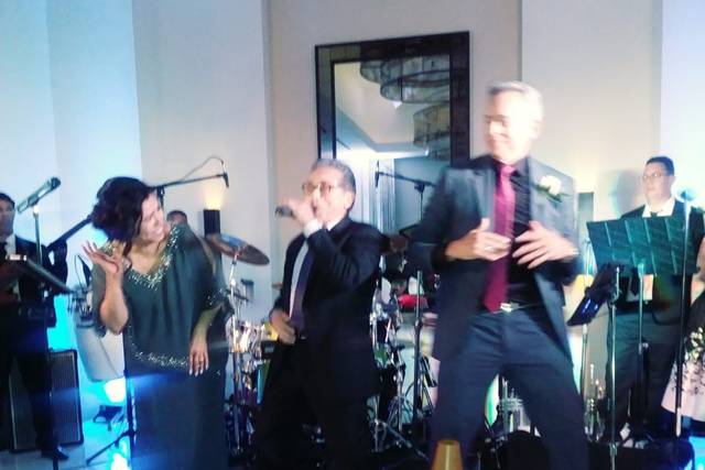 Yari More Latin Band 5