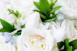 A Man and A Woman Floral Design - 29