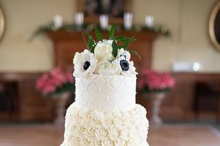 Classic Cakes - 27