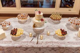 Cake-aholics Bakery - 12