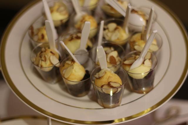 Crème Cupcake + Dessert - 3