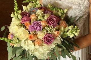 Elements Catering and Floral Design - 9