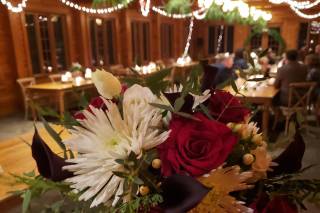 Premier Floral Design And Gift Emporium - Wedding Florists - Traverse ...