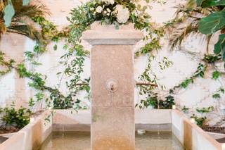 La Vie en Rose Floral & Event Designs - 6