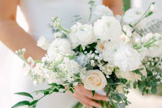 Linens & Flowers Design - 78