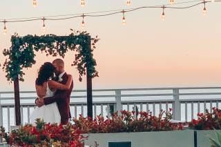 Inn at the Pier - 8