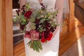 Poppy Belle Event & Floral Design - 50