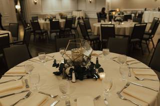 A Man and A Woman Floral Design - 37