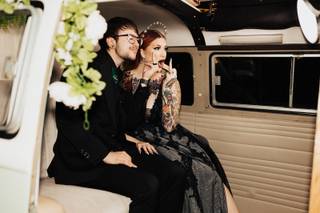 Photo Booth Bus - 48