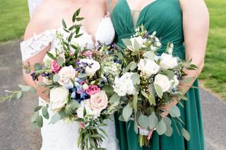 White Lotus Floral Design - 18
