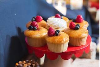 Molly's Cupcakes - 50