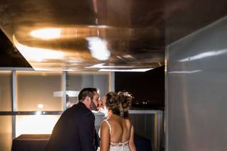 The Ultimate Skybox At Diamond View Tower - 25