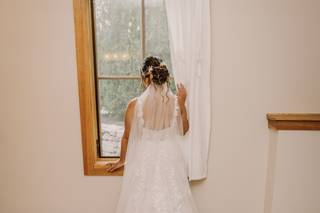 Ashleigh Taylor Bridal & Beauty - 40