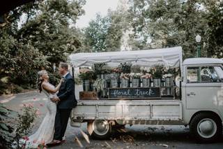 La Loretta's Floral Truck - 8