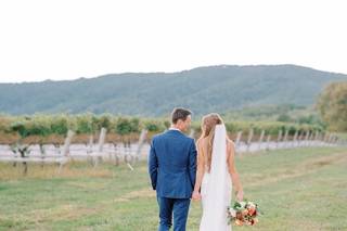 Veritas Vineyard & Winery - 7