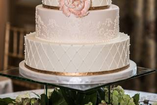 Couture Cakes of Greenville - 25